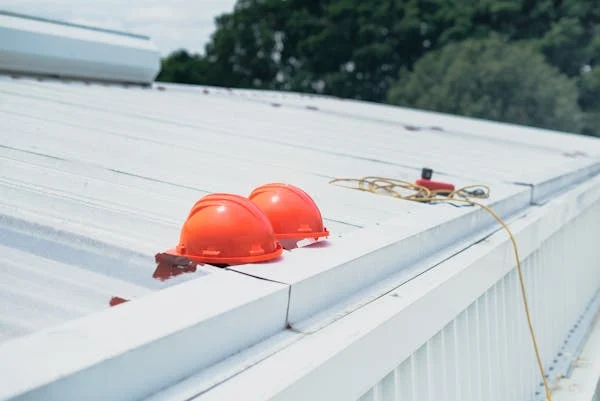 PVC commercial roofing installed by elite roofing contractors in Laredo

